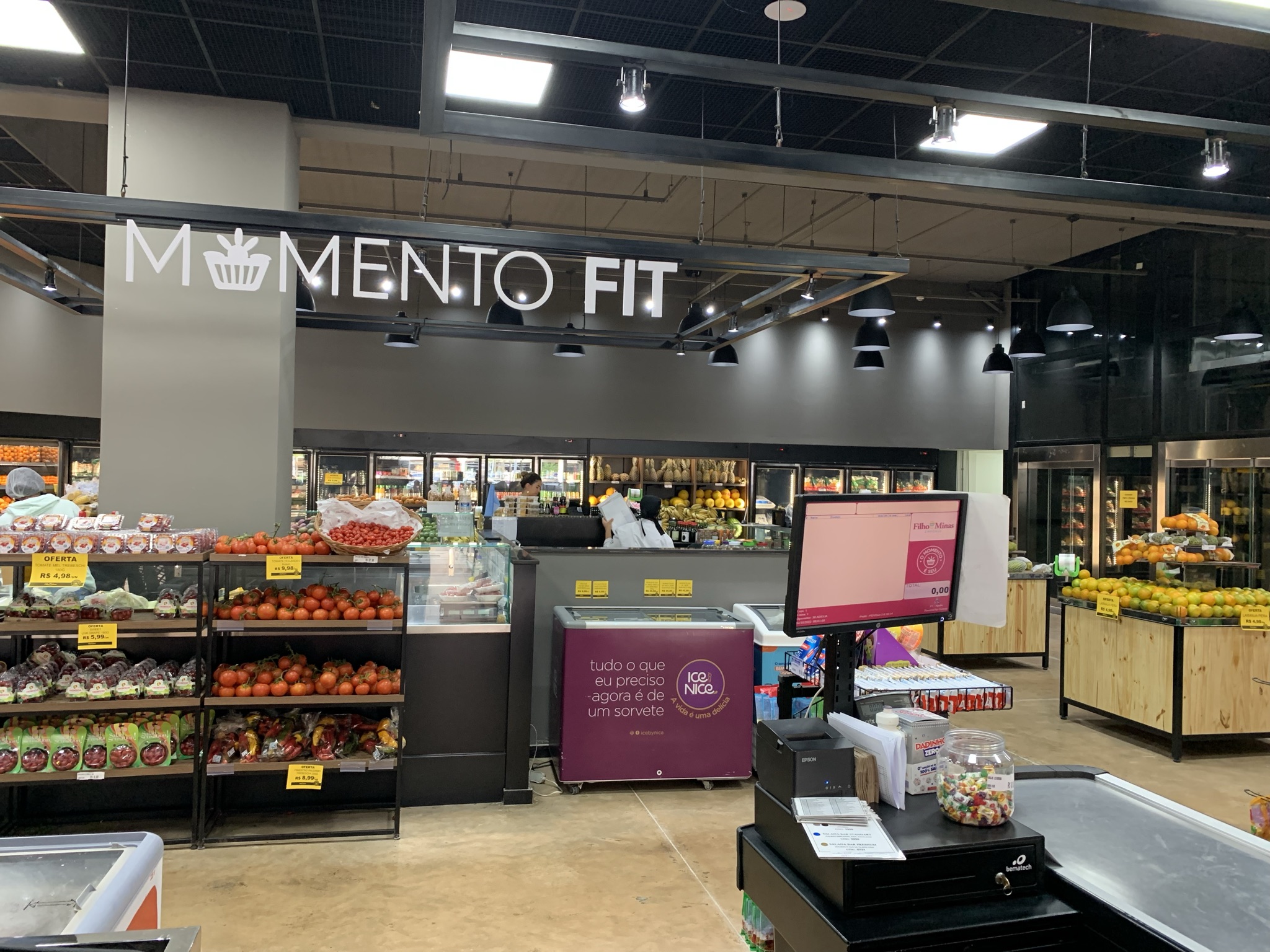 Mercado Filho de Minas 3